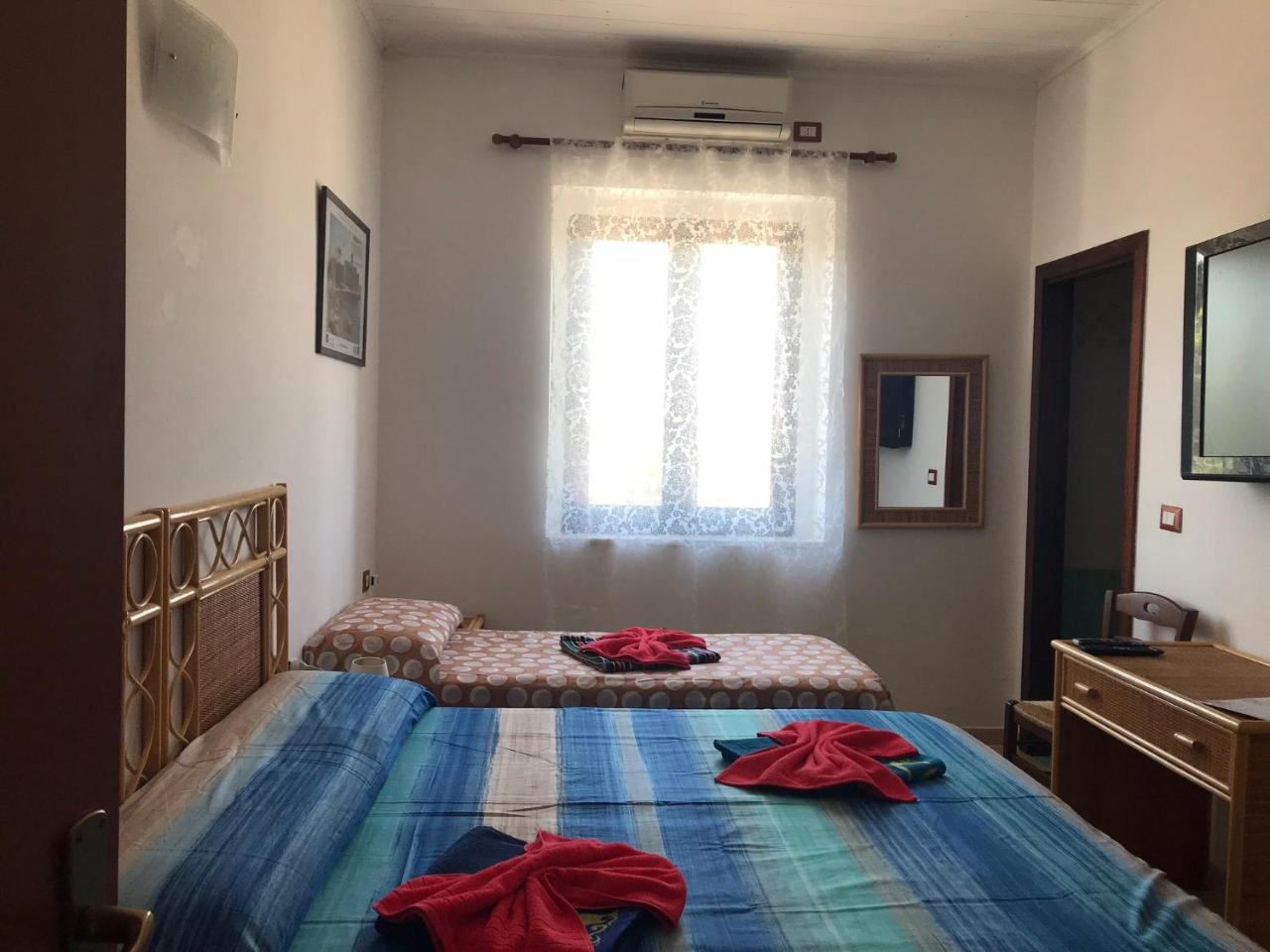Casa Elvira Bed and Breakfast Isola Di Capo Rizzuto Exterior foto