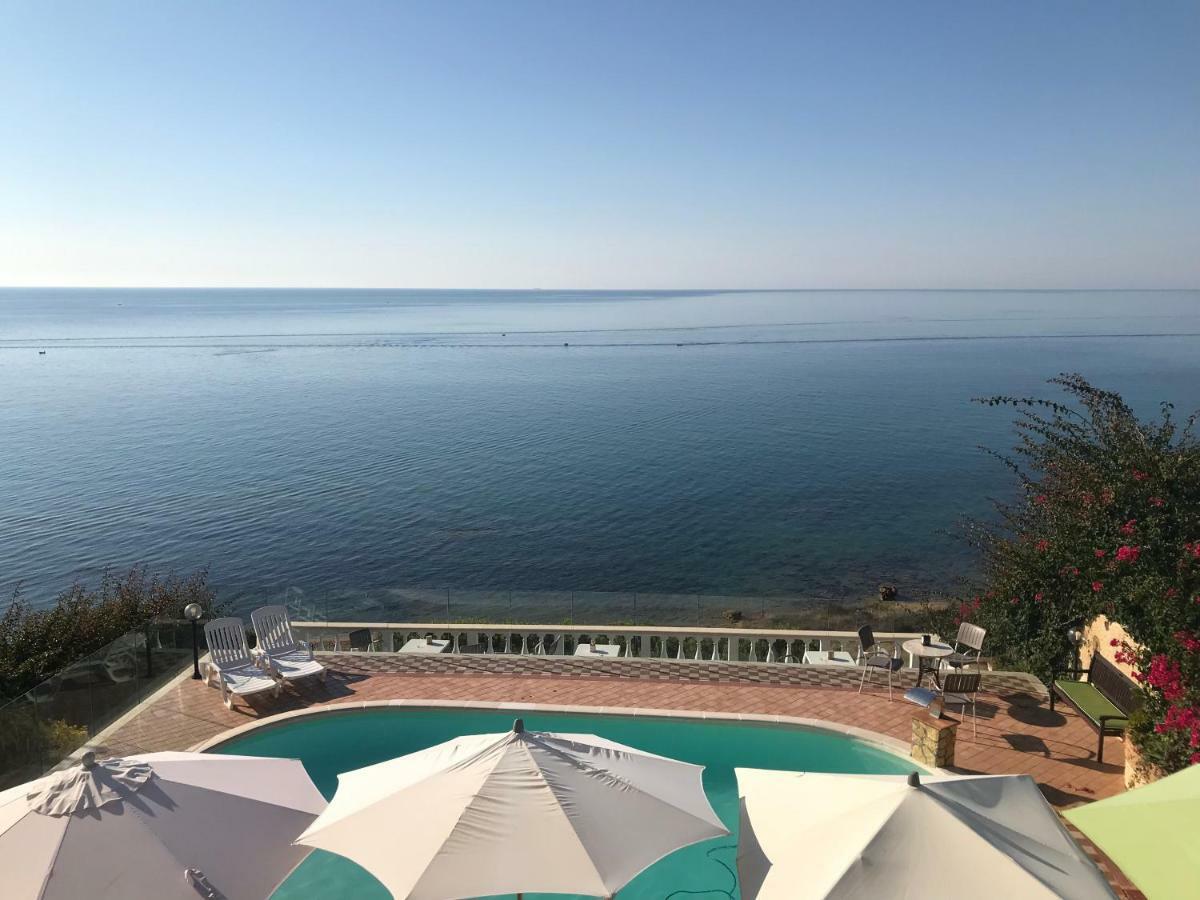 Casa Elvira Bed and Breakfast Isola Di Capo Rizzuto Exterior foto